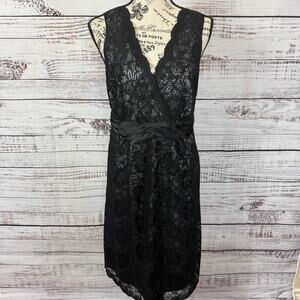 A Pea in the pod Dress black lace v-neck size large sleeveless maternity dress
